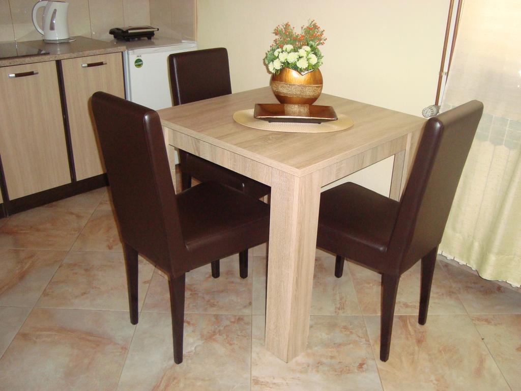 Apartment Adela Kotor Luaran gambar
